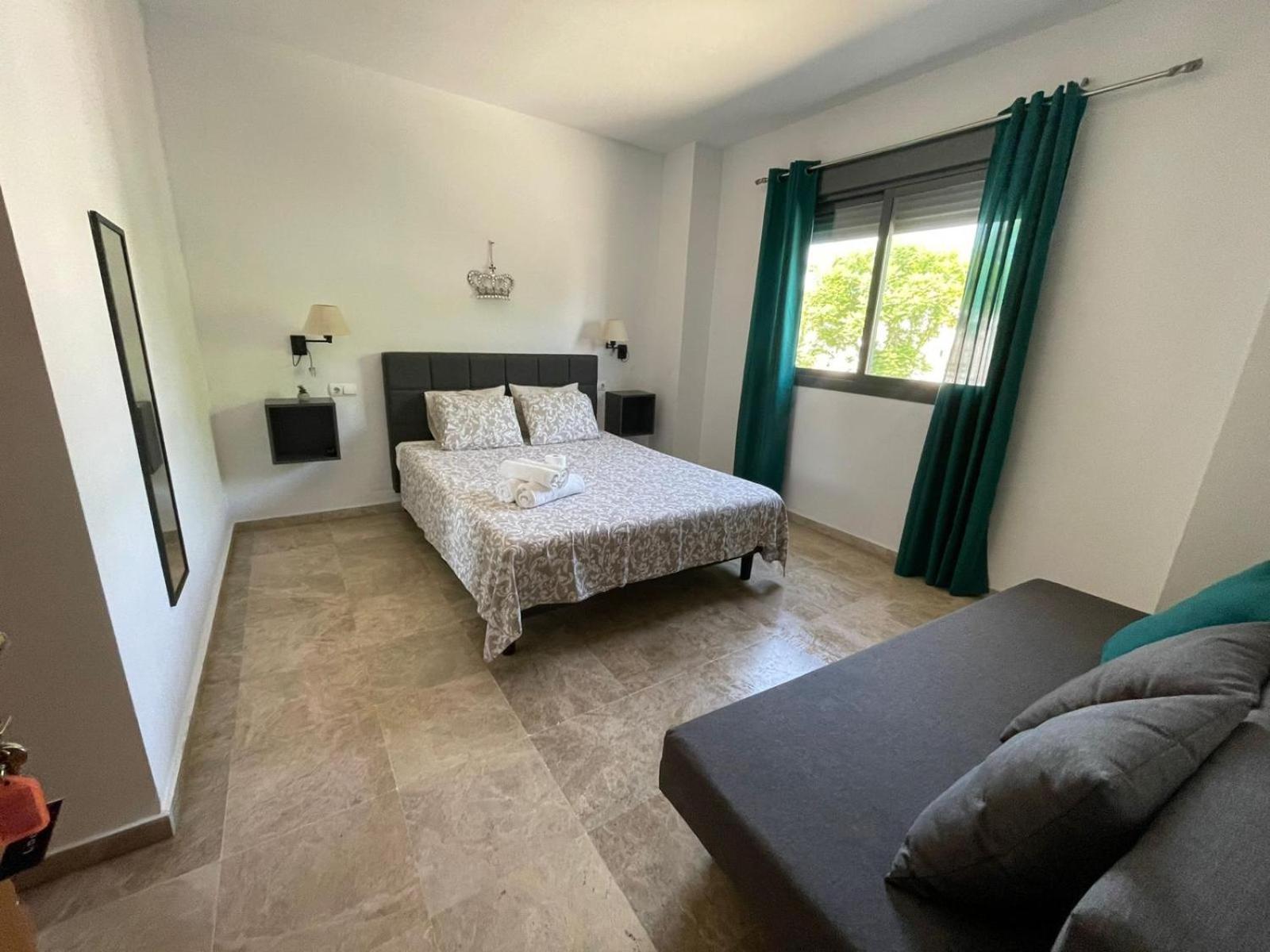 Stelarium-Suite Con Bano Privado En Casa Compartida-Uebica2 Майрена дел Алхарафе Екстериор снимка