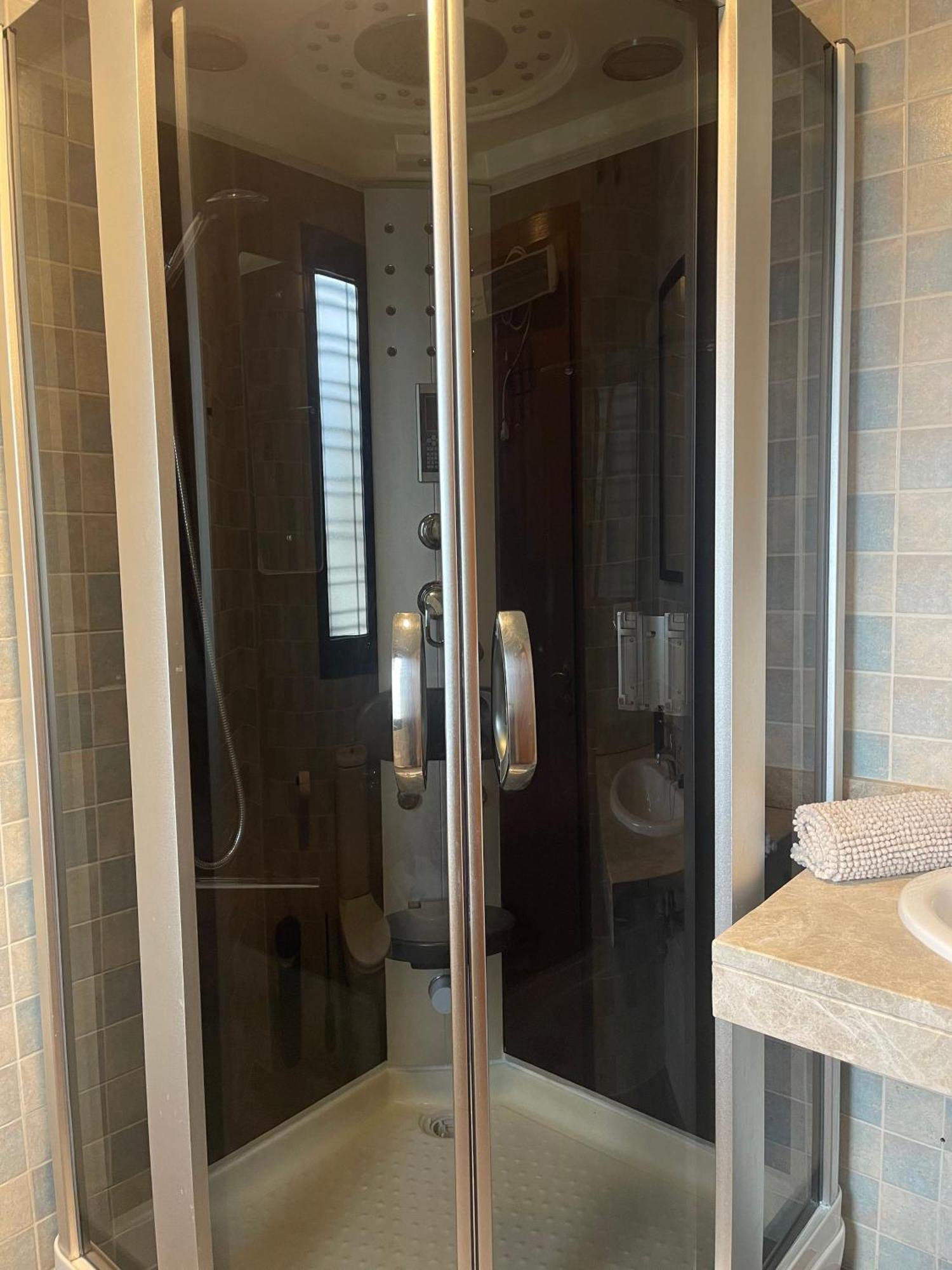 Stelarium-Suite Con Bano Privado En Casa Compartida-Uebica2 Майрена дел Алхарафе Екстериор снимка